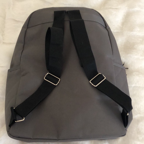 DSW - Picture 5 of 8